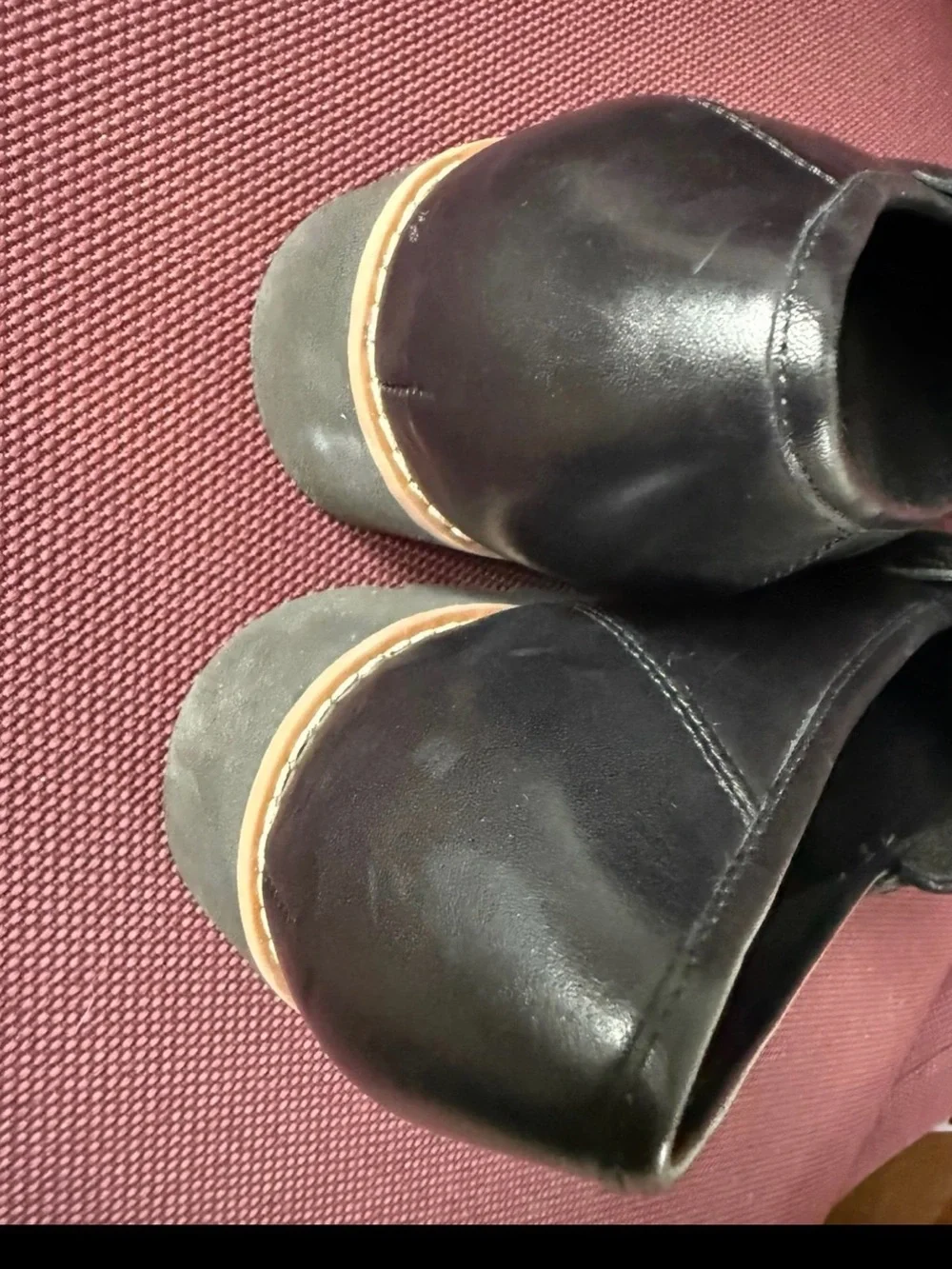 Vionic Black Leather Penny Loafers